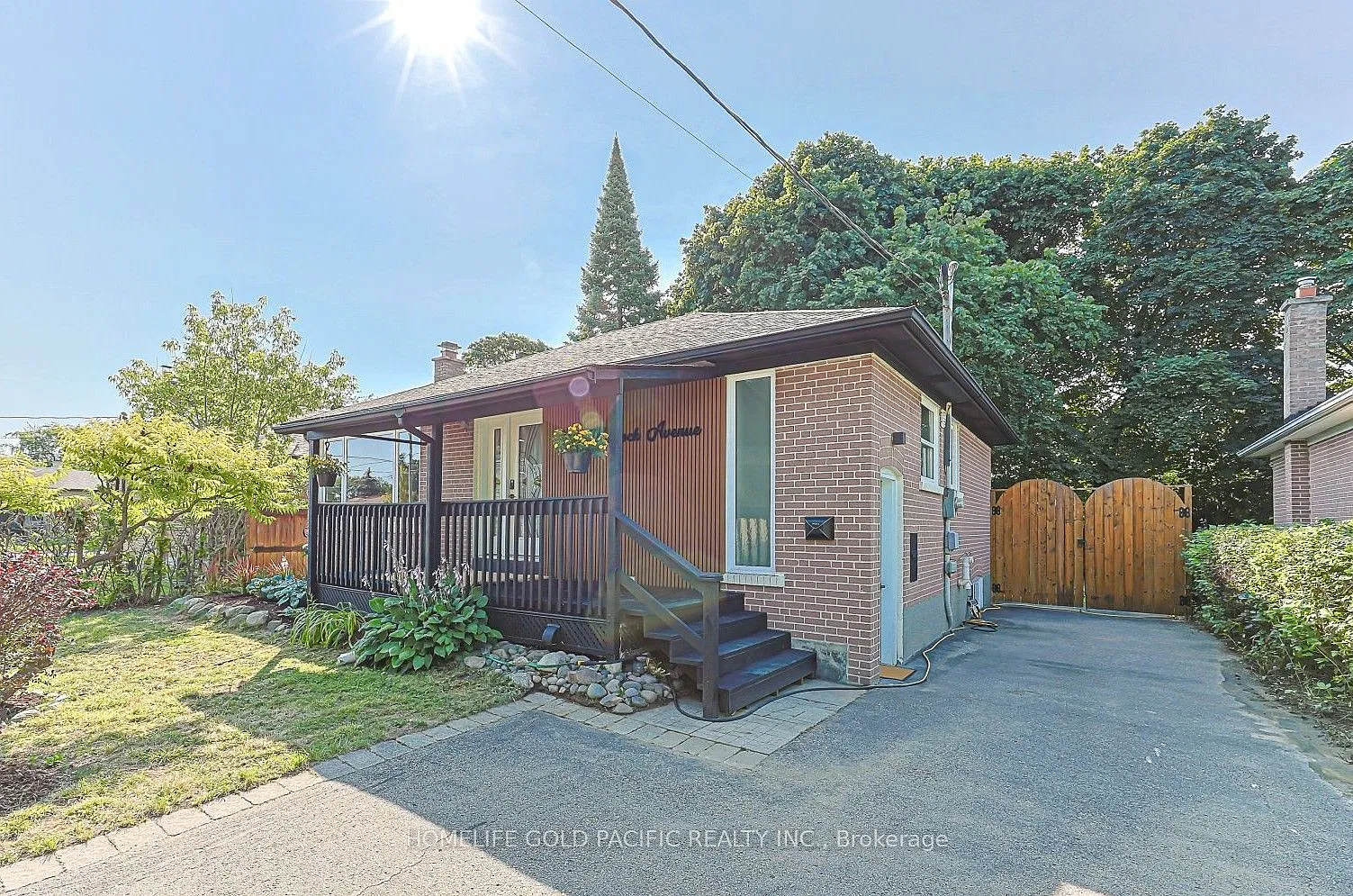 2 bed, $1,800 — Photo 1