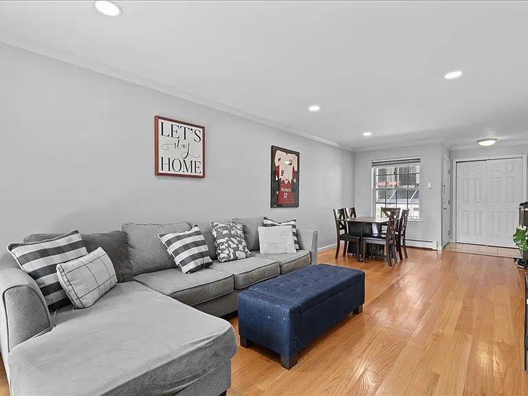 130 N Kensico Ave #11C — Photo 5