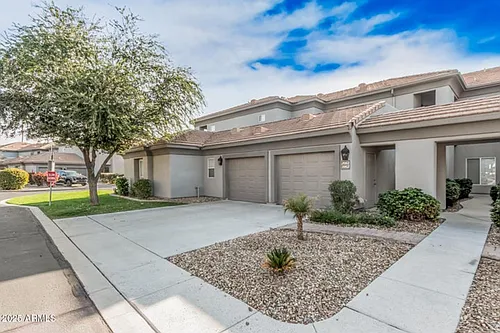 7401 W Arrowhead Clubhouse Dr Photo 1 7401 W Arrowhead Clubhouse Dr Photo 1