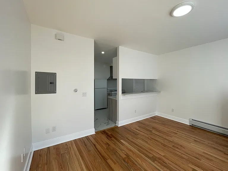 228 Bowers St #1 — Photo 2