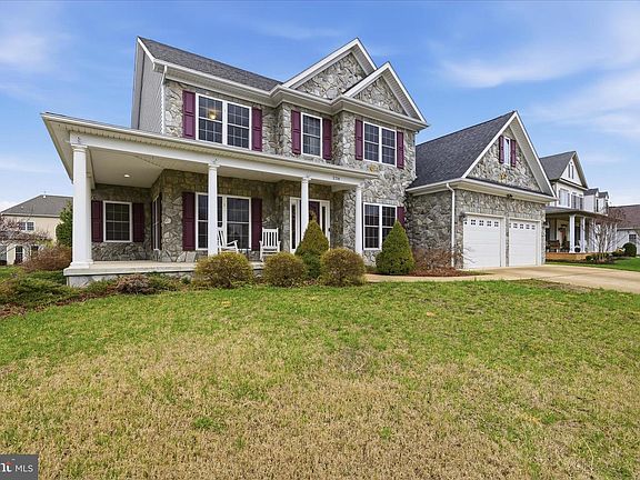 5th image of 226 Summerfield Dr