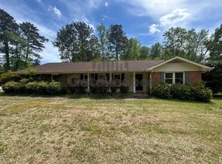 105 Timberlane Trl, Fayetteville, GA 30214