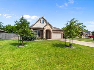 2905 Archer Dr, Bryan, TX 77808