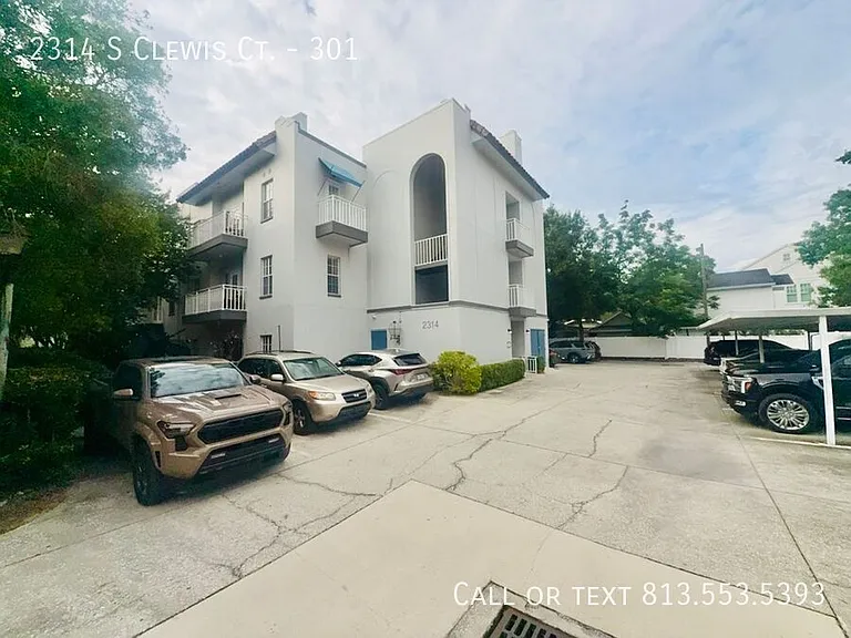 2314 S Clewis Ct #301 — Photo 18