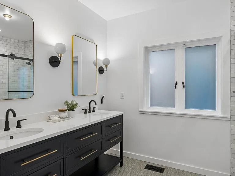 5932 California Ave SW #B — Photo 12