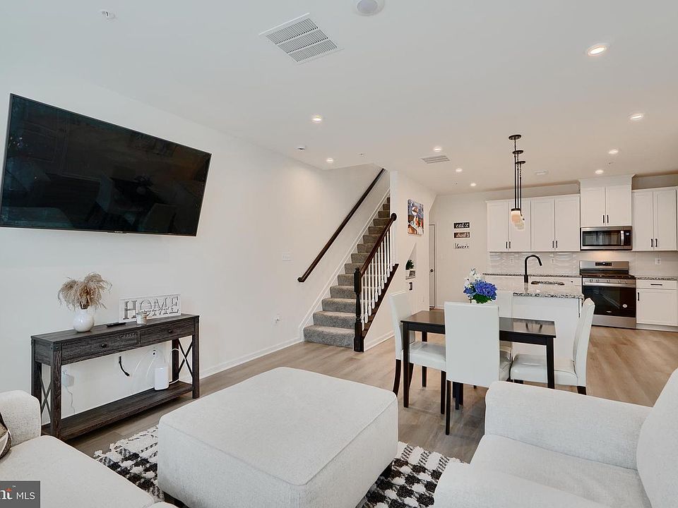 1st image of 4450 Potts Ct #575