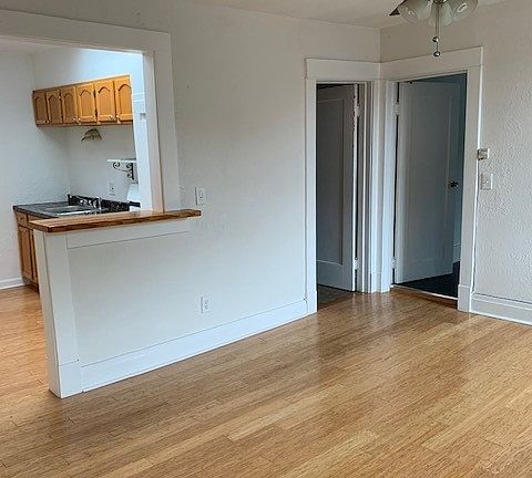 2nd image of 1469 Hertel Ave APT 1