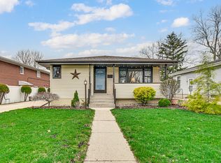 18538 Oakley Ave, Lansing, IL 60438
