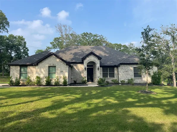 107 Private Road 7017, Edgewood, TX 75117