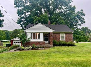 6110 Hogue Rd, Evansville, IN 47712