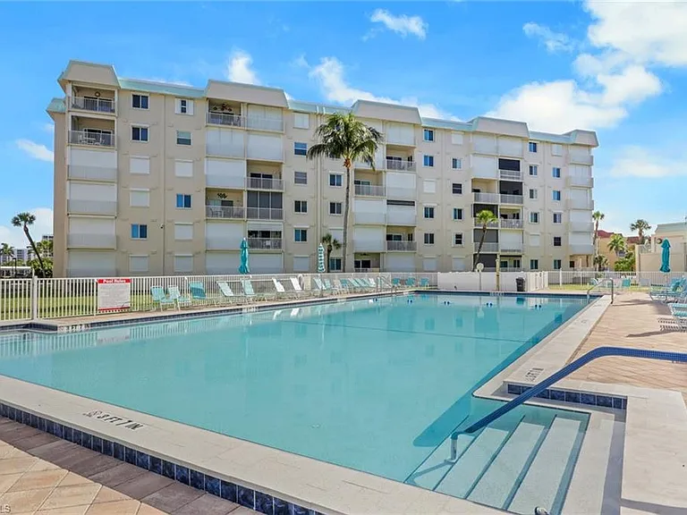 7400 Estero Blvd #214 — Photo 21