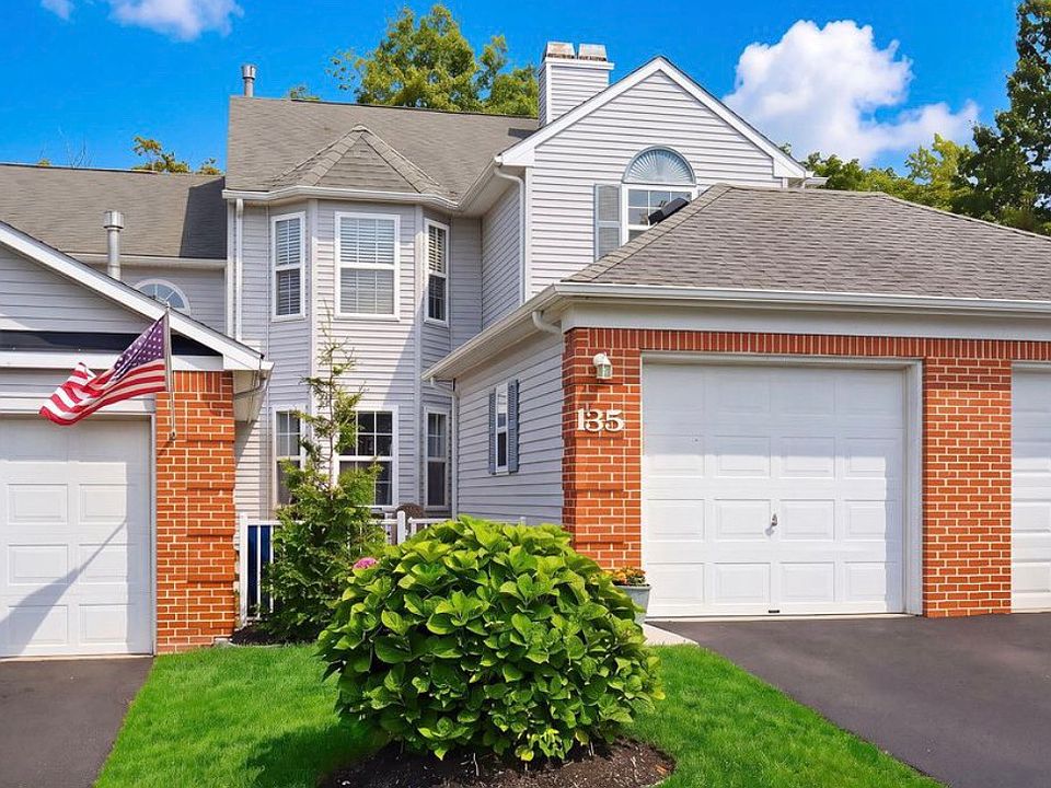 1st image of 137 Pierce Dr
