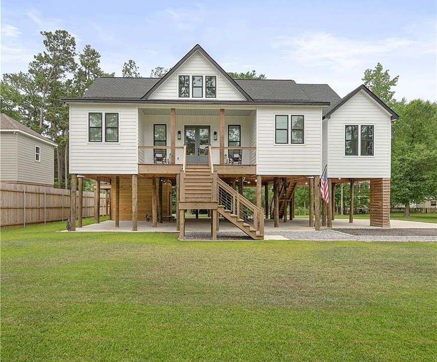 1st image of 18070 Cusachs Dr