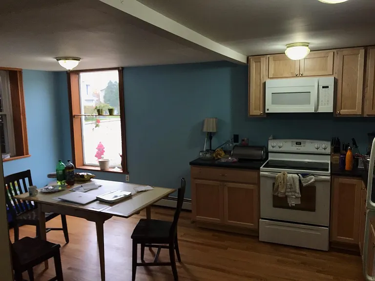 79 Lafountain St #A — Photo 8