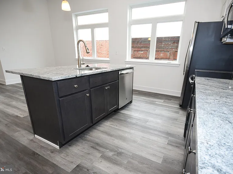 6164 Ridge Ave #66-302 — Photo 11