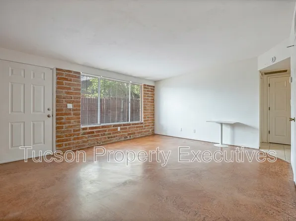 45 E Alturas St, Tucson, AZ 85705