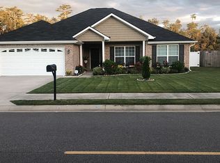 176 Grandview Dr, Hinesville, GA 31313