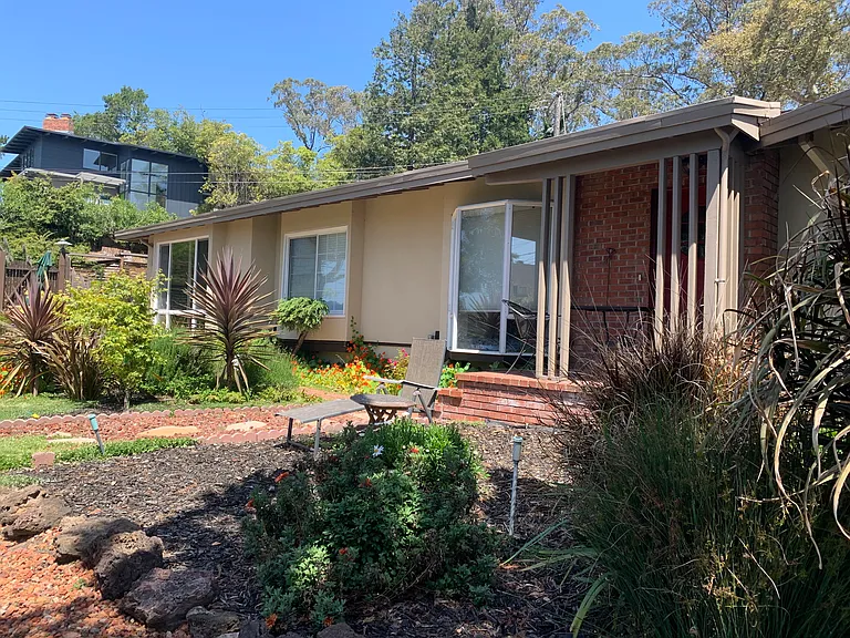 75 Parnassus Rd — Photo 17