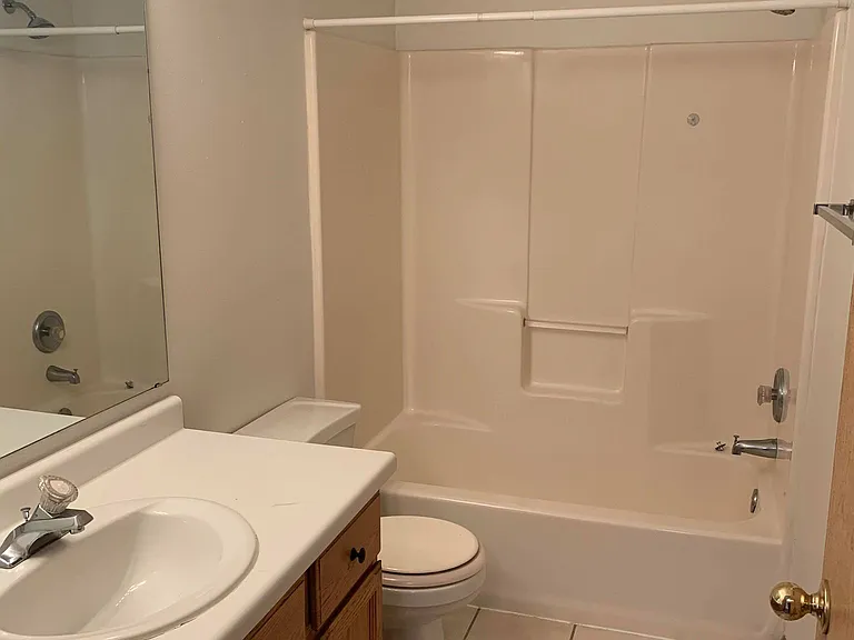 Skaff Apartments - Moorhead — Photo 190