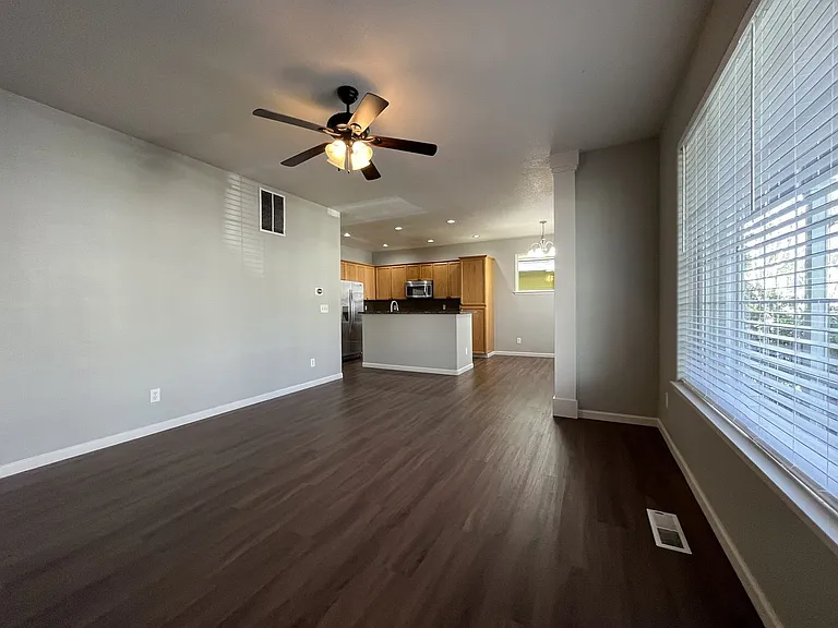 6262 NE Chestnut St — Photo 21