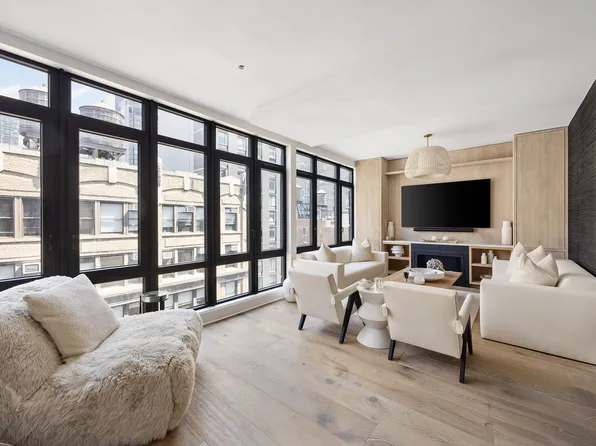 128 West 26th Street image 1 of 19