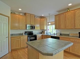 217 Nellis Rd, Bothell, WA 98012