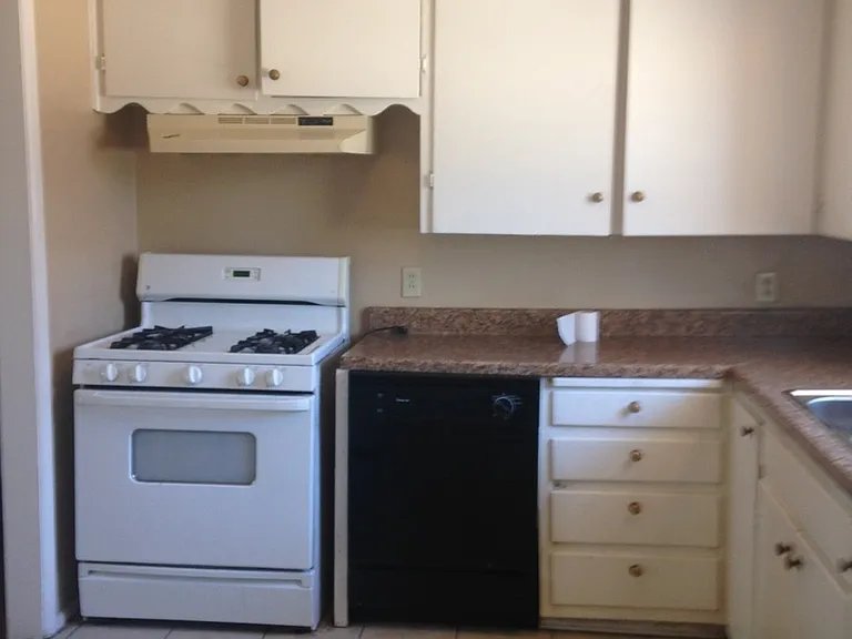 4430 N Main St — Photo 7