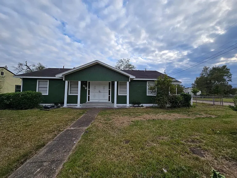 419 W Decatur Ave — Photo 1