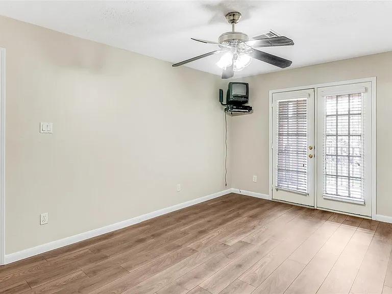 11405 Starlight Bay St — Photo 33