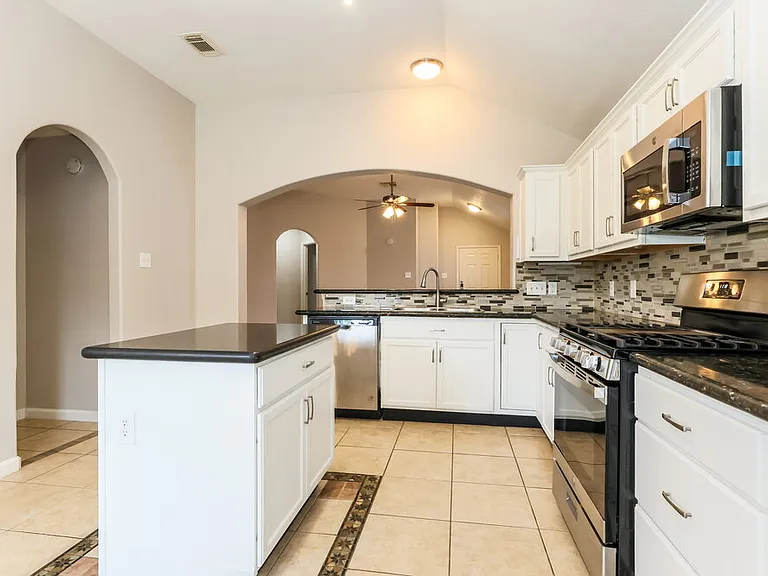 3426 Owl Crossing Ln — Photo 6