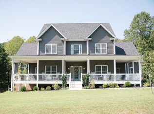 104 Deertrack Dr, Forest, VA 24551