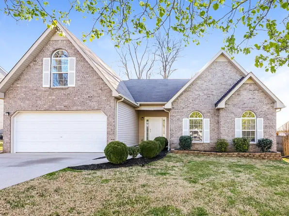 346 Clearlake Dr, La Vergne, TN 37086
