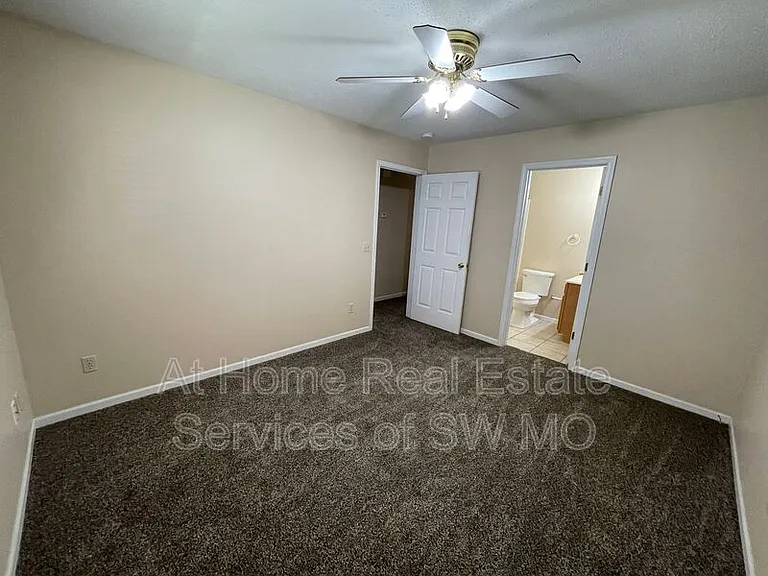 831 S Timber Ridge Dr — Photo 10