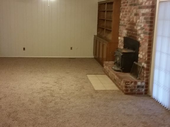 From Kitchen into Living 