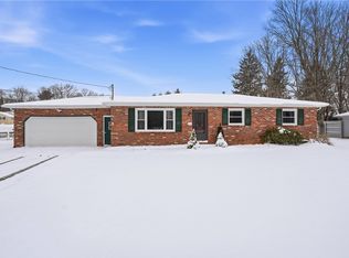 745 Robertson Rd, Hermitage, PA 16148