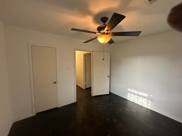 5131 Cortelyou Ln, Houston, TX 77021