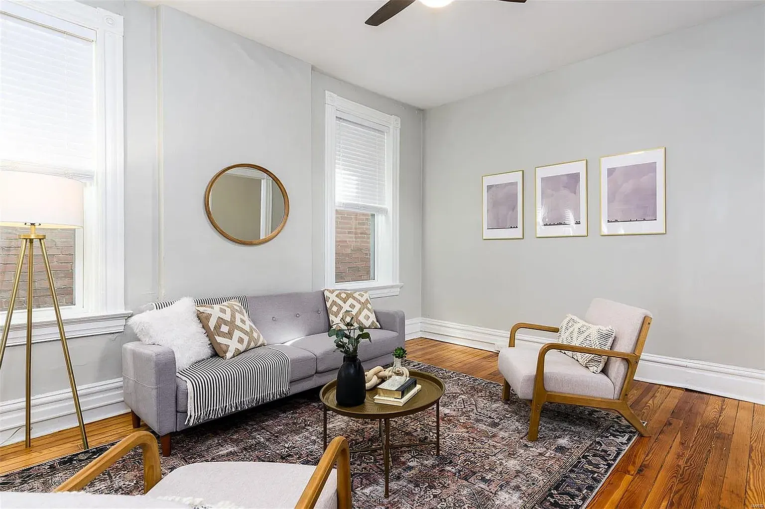 3 bed, 2000 sqft, $2,000 — Photo 1