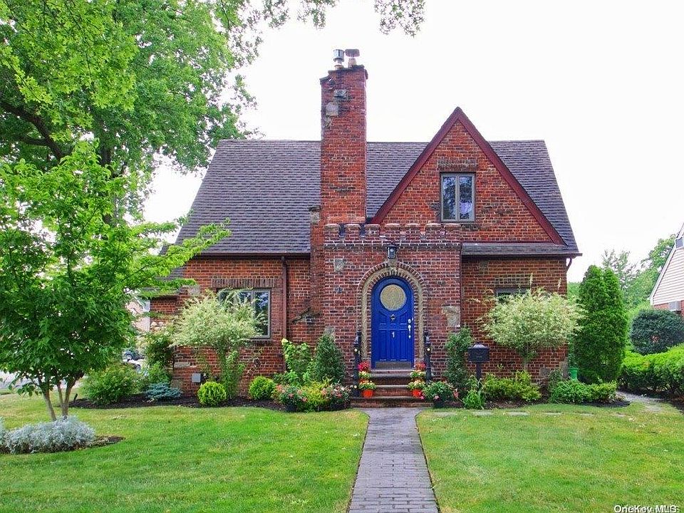 1st image of 1 Stratford Avenue
