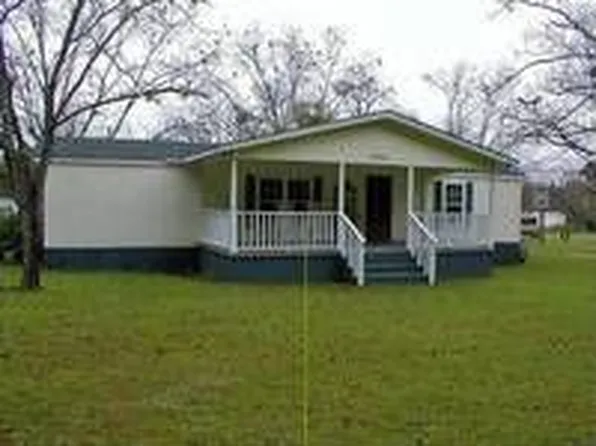 7076 College Ave, Blackshear, GA 31516