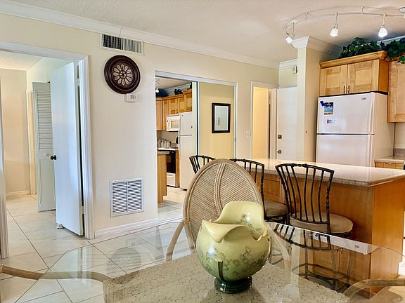 5th image of 1560 McKinley St APT 115W