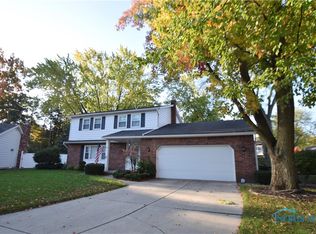 1105 Winghaven Rd, Maumee, OH 43537