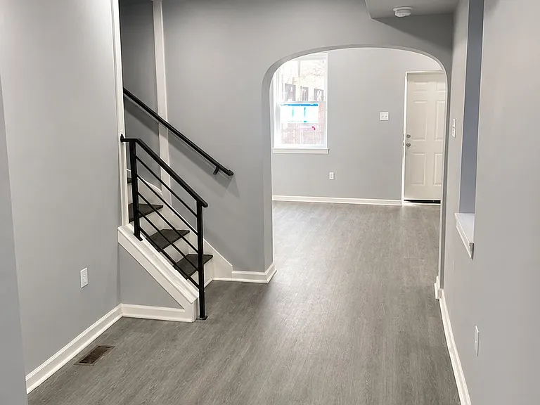 1212 N Randolph St — Photo 5