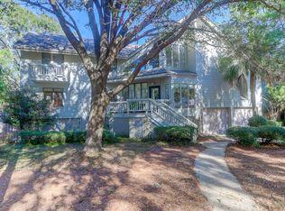 22 Fairway Oaks Ln, Isle Of Palms, SC 29451