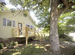 406 S Howard Ave, Landrum, SC 29356