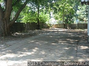2nd image of 1205 N Walnut St