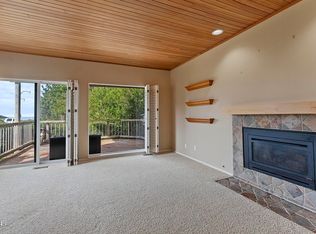 4175 Oregon Coast Hwy #A-3, Depoe Bay, OR 97341