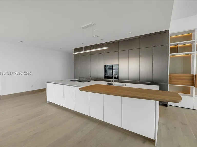 1451 Brickell Ave #4403 — Photo 10