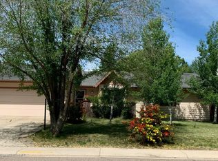 678 Surrey Rd, Carbondale, CO 81623