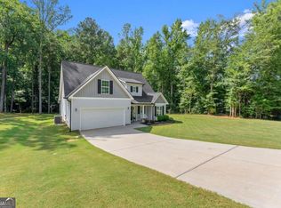 121 Mountain Creek Dr, Maysville, GA 30558