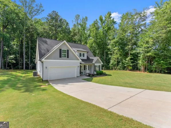 121 Mountain Creek Dr, Maysville, GA 30558